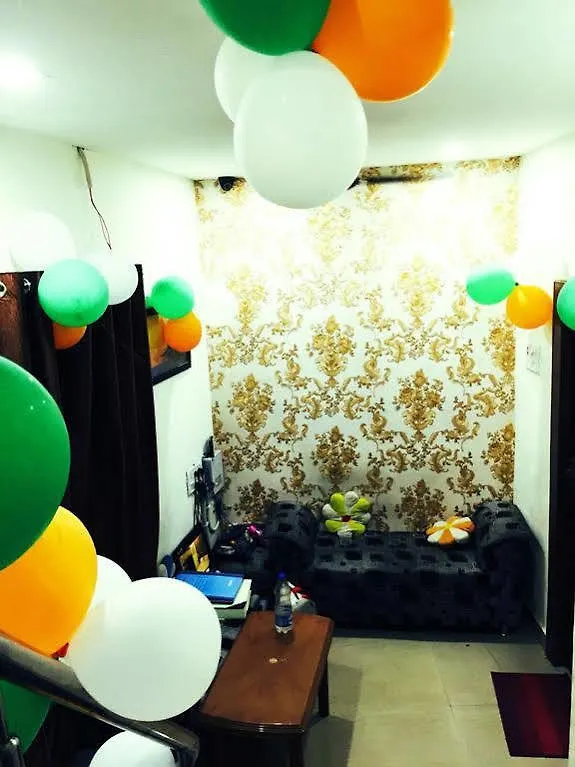 **  Hotel Divine Inn Varanasi India