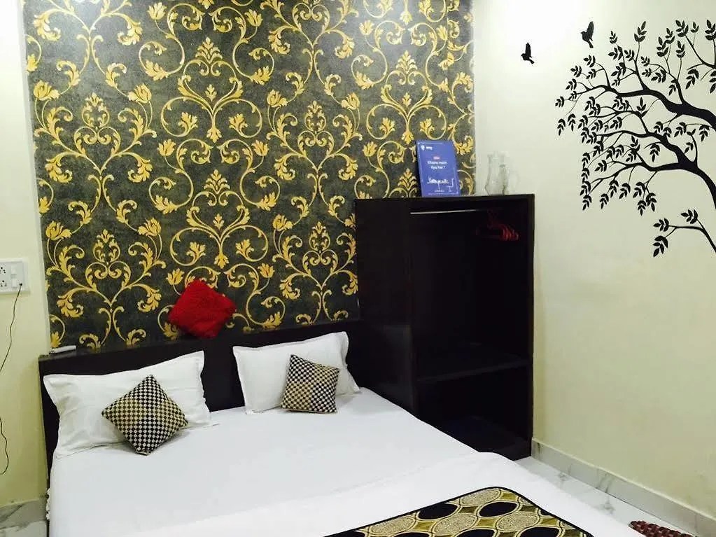 Hotel Divine Inn Varanasi